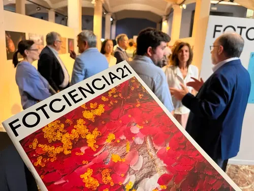 Inauguración exposición FOTCIENCIA21 (3).webp